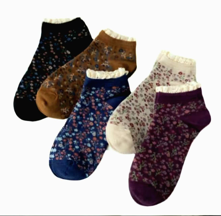 جوراب مچی زنانه با لبه کنگرهای، نرم و سبک مناسب استفاده روزمره